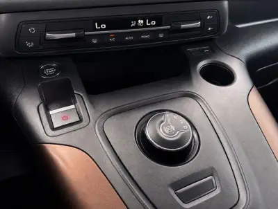 Peugeot Rifter 2022 · foto 20