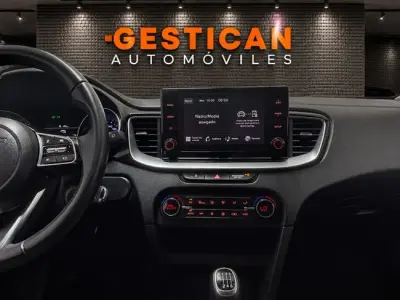 KIA Ceed 2023 · foto 11