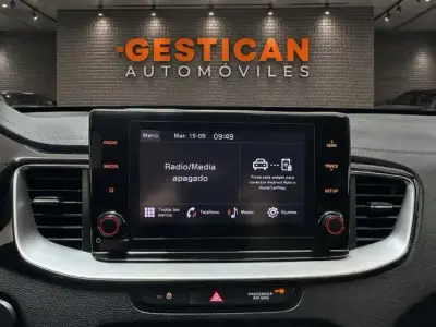 KIA Ceed 2023 · foto 13
