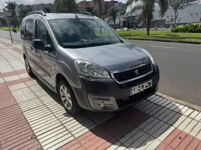 Peugeot Partner 2019 en Gran Canaria · CEC