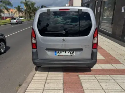 Peugeot Partner 2019 · foto 7