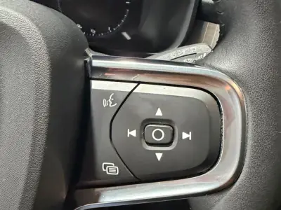 Volvo XC40 2021 · foto 11
