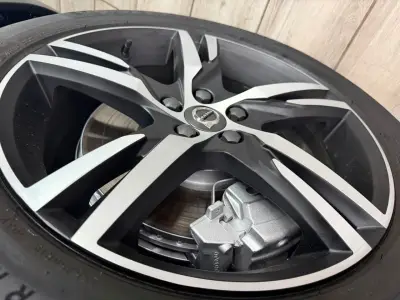 Volvo XC40 2021 · foto 18