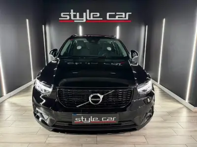 Volvo XC40 2021 · foto 2