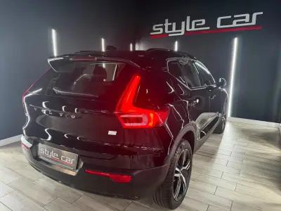 Volvo XC40 2021 · foto 4