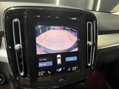 Volvo XC40 2021 · foto 9