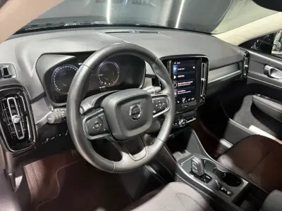 Volvo XC40 2021 · foto 6