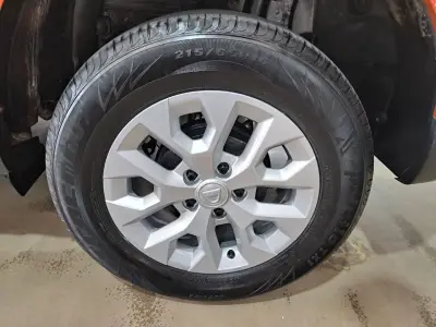 Dacia Duster 2022 · foto 9