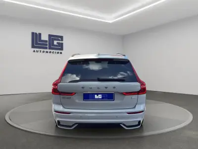 Volvo XC60 2021 · foto 6