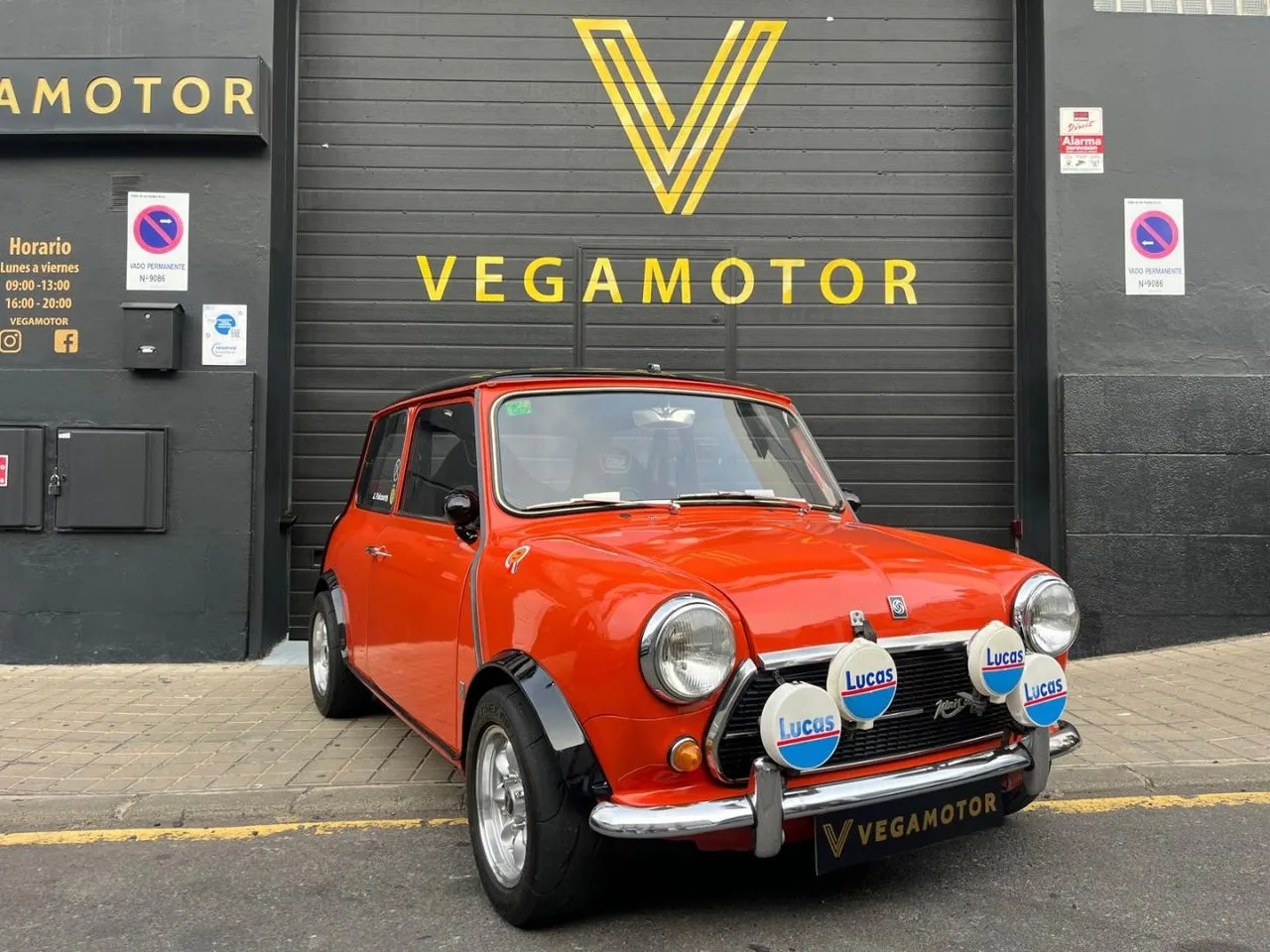MINI Cooper 1975 en Gran Canaria · CEC