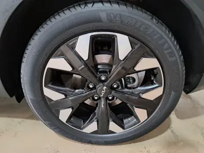 KIA Sportage 2022 · foto 11
