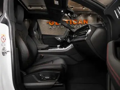 Audi Q8 2020 · foto 11