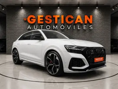 Audi Q8 2020 · foto 3