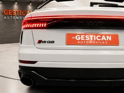 Audi Q8 2020 · foto 7