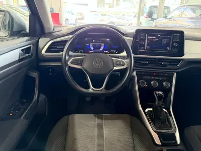 Volkswagen T-Roc 2023 · foto 14