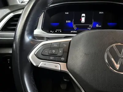 Volkswagen T-Roc 2023 · foto 16