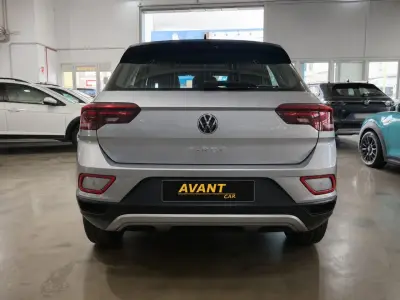 Volkswagen T-Roc 2023 · foto 8