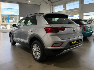 Volkswagen T-Roc 2023 · foto 7