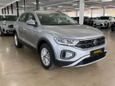 Volkswagen T-Roc 2023 · foto 3
