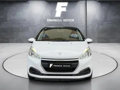 Peugeot 208 2016 · foto 2
