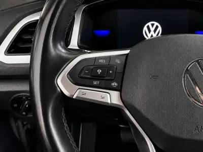 Volkswagen T-Roc 2023 · foto 8
