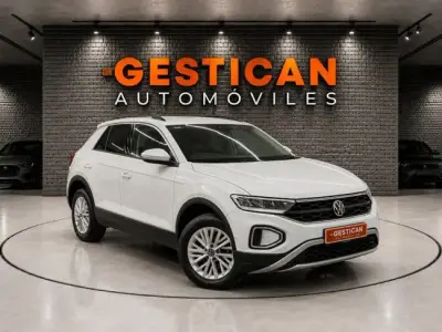 Volkswagen T-Roc 2023 · foto 4