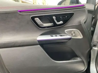Mercedes-Benz EQE SUV AMG 2023 · foto 16