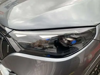 Mercedes-Benz EQE SUV AMG 2023 · foto 10