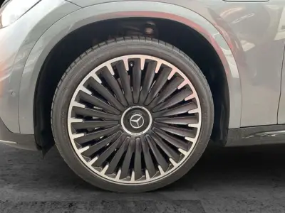 Mercedes-Benz EQE SUV AMG 2023 · foto 11