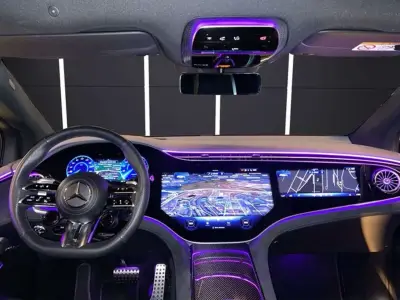 Mercedes-Benz EQE SUV AMG 2023 · foto 9