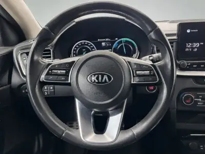 KIA Xceed 2021 · foto 11