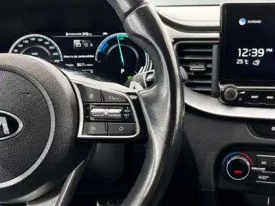 KIA Xceed 2021 · foto 14