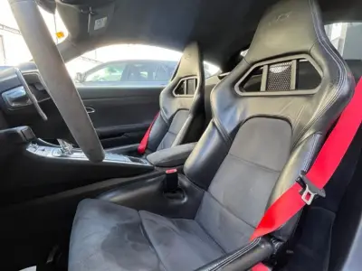 Porsche Cayman 2019 · foto 11