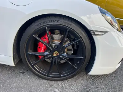 Porsche Cayman 2019 · foto 3