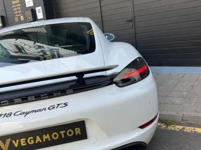 Porsche Cayman 2019 · foto 5