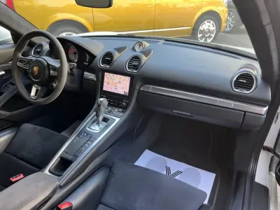 Porsche Cayman 2019 · foto 14