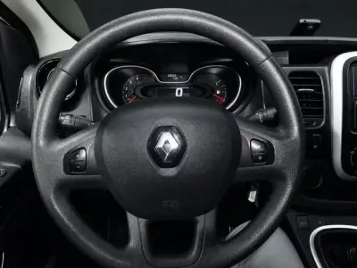 Renault Trafic 2021 · foto 9