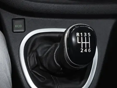 Renault Trafic 2021 · foto 10