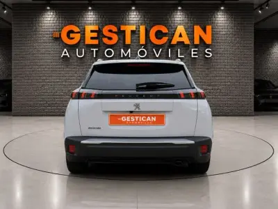 Peugeot 2008 2022 · foto 6