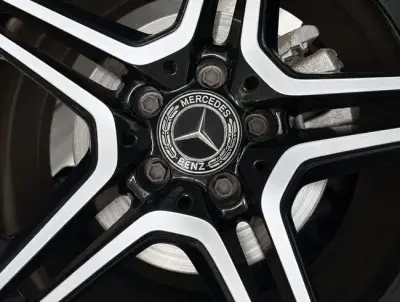 Mercedes-Benz GLA 2021 · foto 6