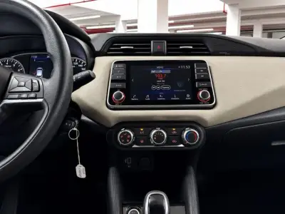 Nissan Micra 2022 · foto 14