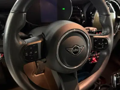 MINI Cooper 2024 · foto 17