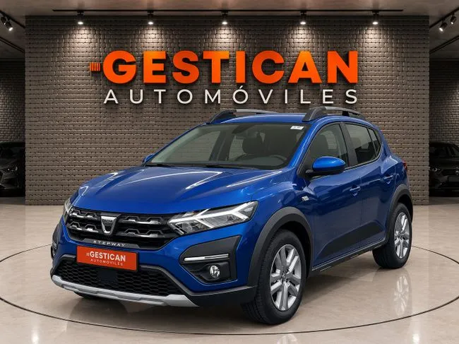 Dacia Sandero 2023 en 4 islas · CEC