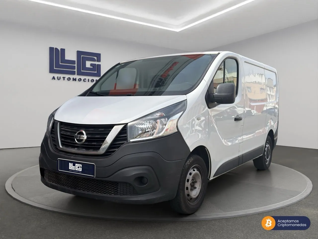 Nissan NV300 2021 en 3 islas · CEC