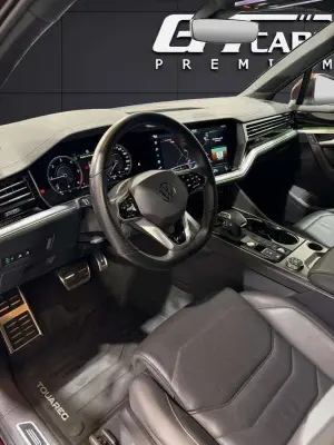 Volkswagen Touareg 2021 · foto 9
