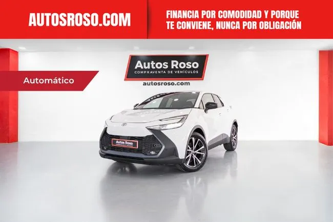 Toyota C-HR 2024 en 3 islas · CEC