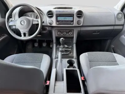 Volkswagen Amarok 2011 · foto 5