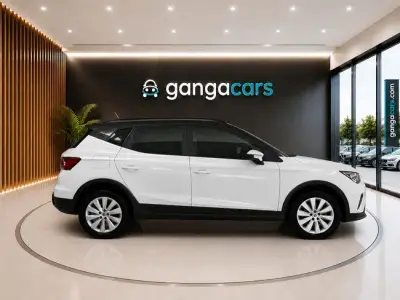SEAT Arona 2023 · foto 8