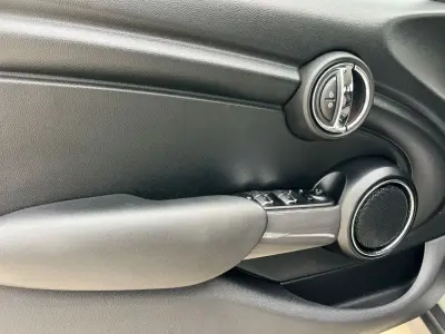 MINI Cooper 2020 · foto 12