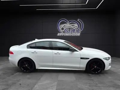 Jaguar XE 2016 · foto 4